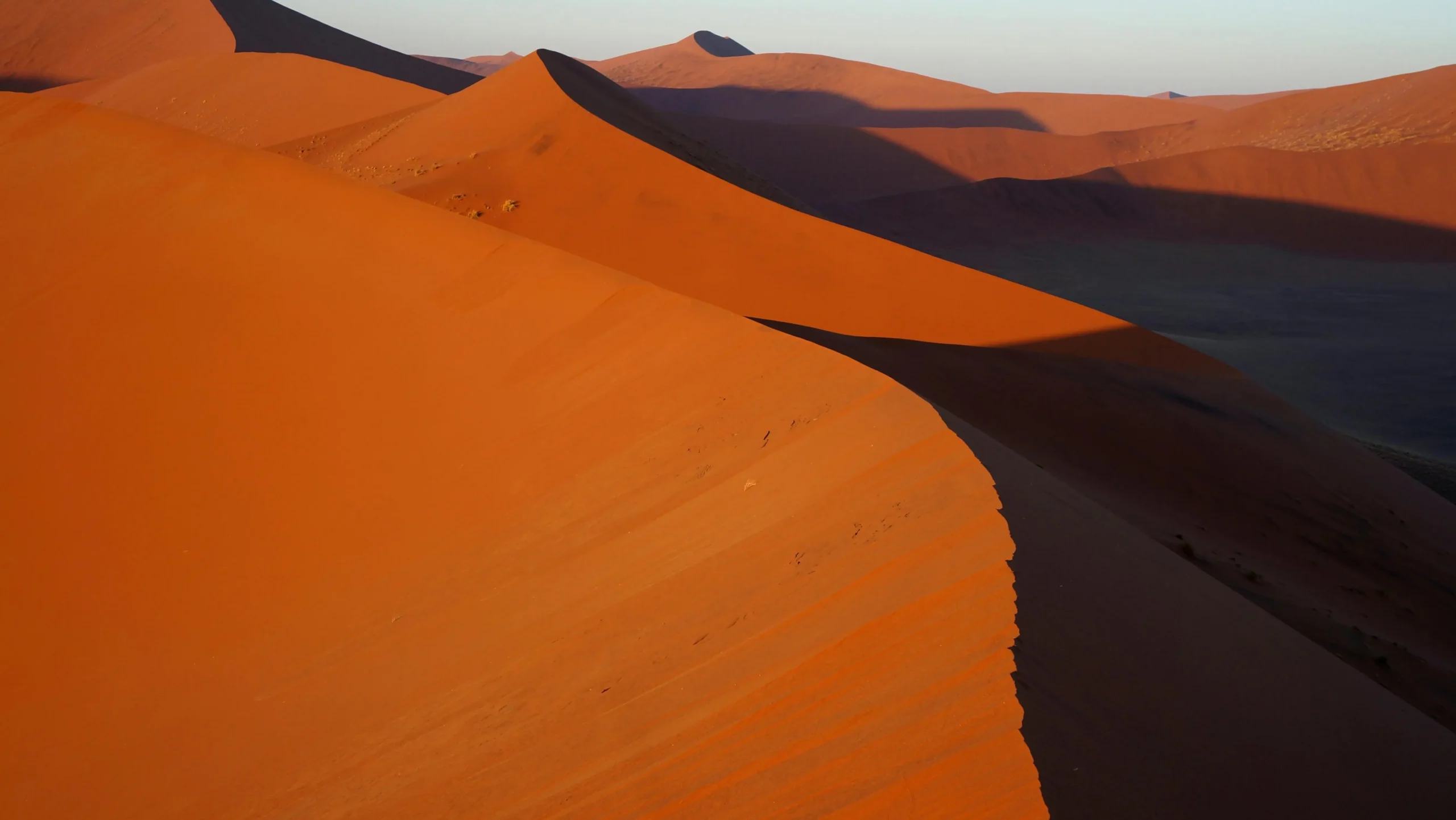 Desert landscape symbolizing genital dryness and itching.